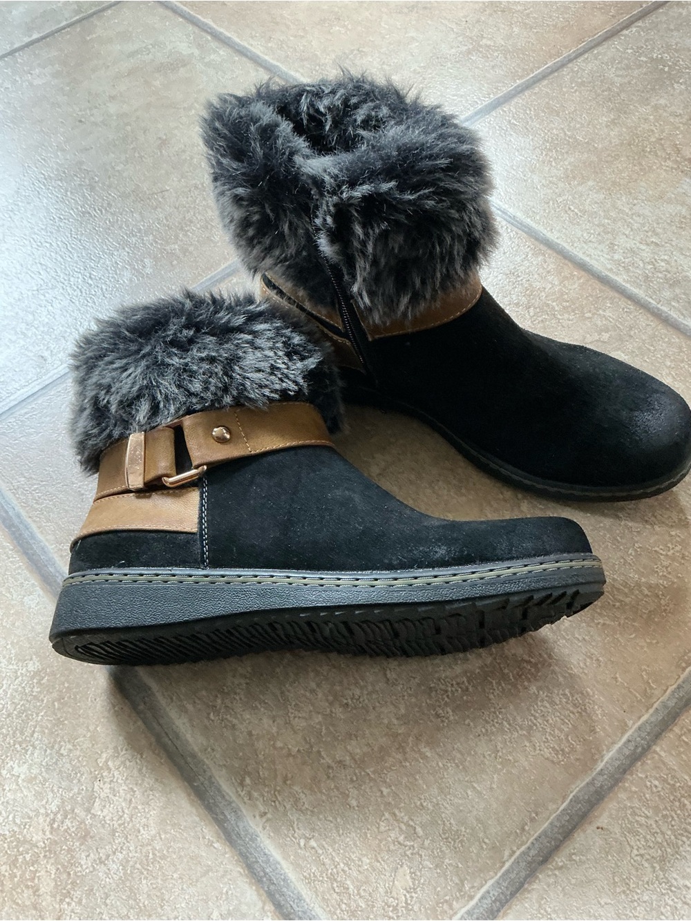 Women's Faux Fur Ankle Boots - Black